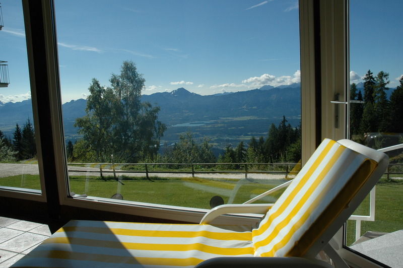 Sonnenhotel Zaubek Треффен Экстерьер фото