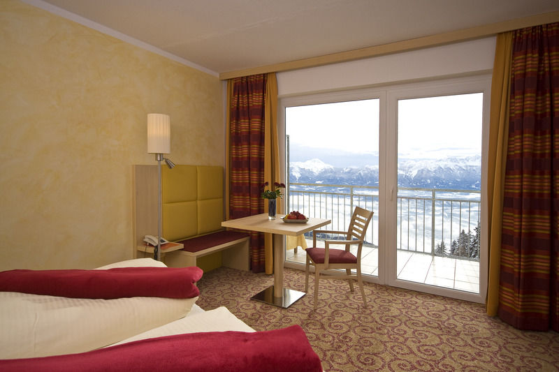 Sonnenhotel Zaubek Треффен Экстерьер фото