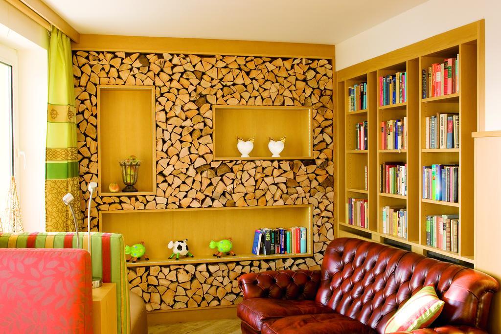 Sonnenhotel Zaubek Треффен Экстерьер фото