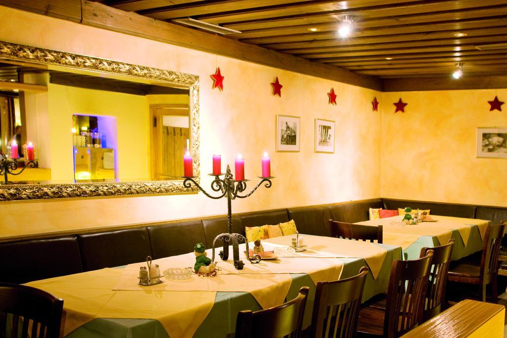 Sonnenhotel Zaubek Треффен Экстерьер фото