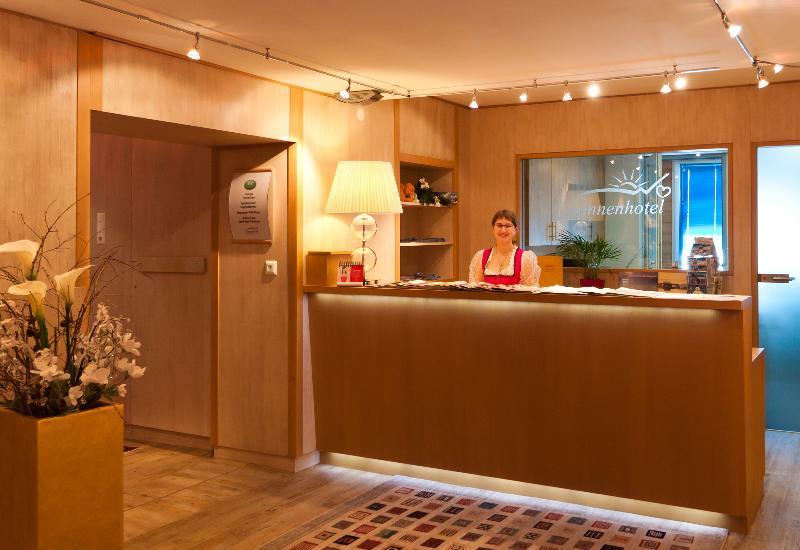 Sonnenhotel Zaubek Треффен Экстерьер фото